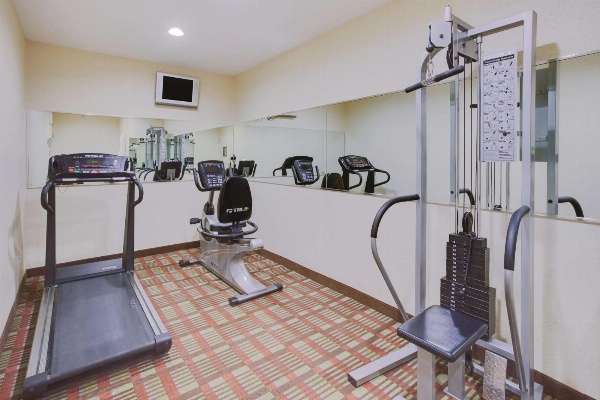La Quinta Inn by Wyndham Queens (New York City) image 4